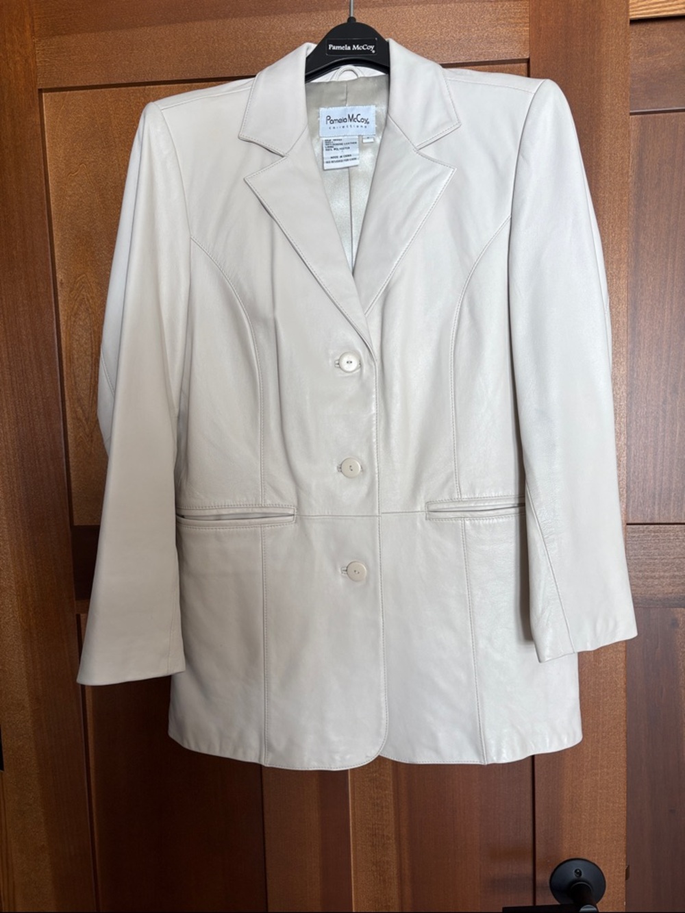 Pamela McCoy Light Cream Leather Blazer Jacket